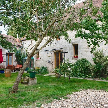 Apartamento La Ferme Des Nonains Montjavoult Exterior foto