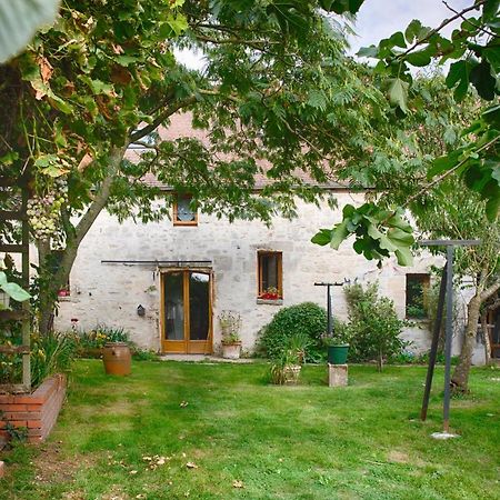 Apartamento La Ferme Des Nonains Montjavoult Exterior foto