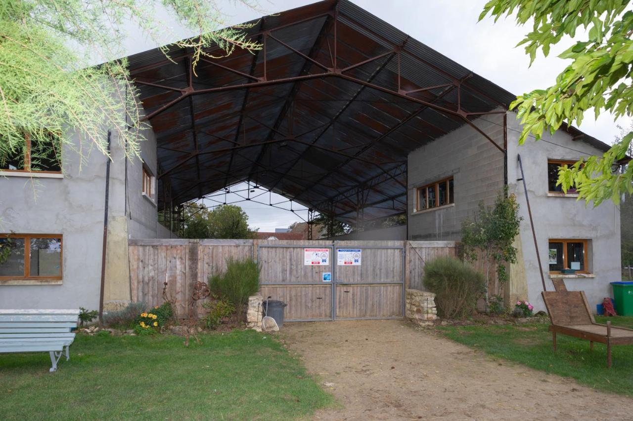 Apartamento La Ferme Des Nonains Montjavoult Exterior foto